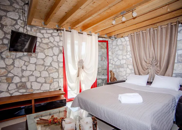 Anastasia Βίλα *